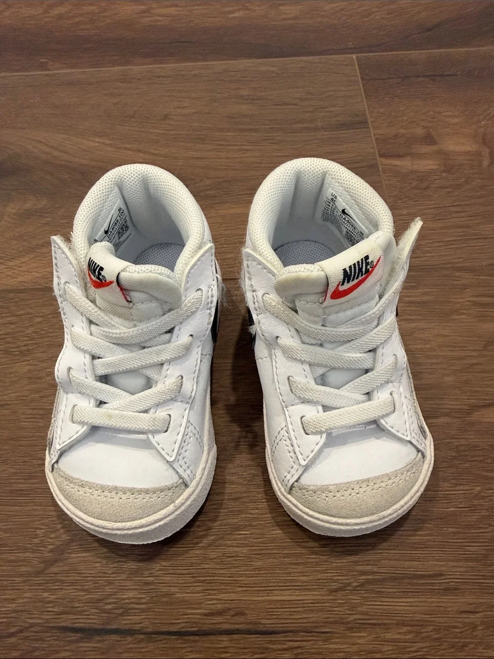 Nike Blazer Mid ‘77 size 4C